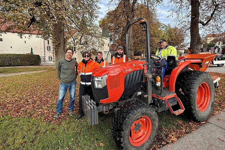 Pflanzaktion des städtischen Stadtgrüns