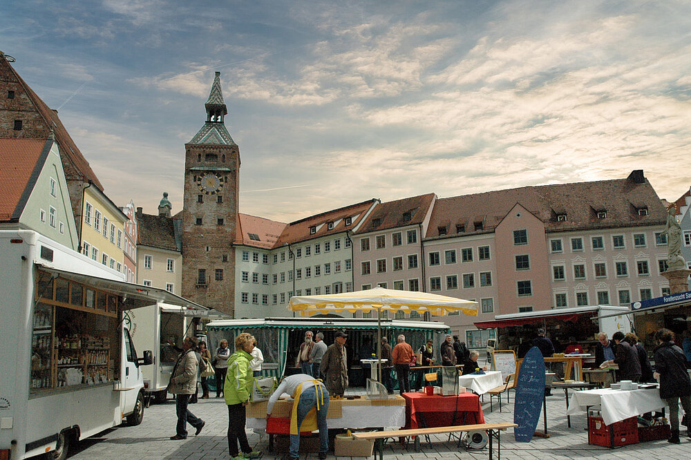 Bauernmarkt auf dem Hauptplatz