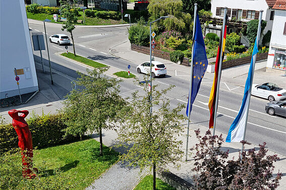 Trauerbeflaggung Verwaltungsgebäude