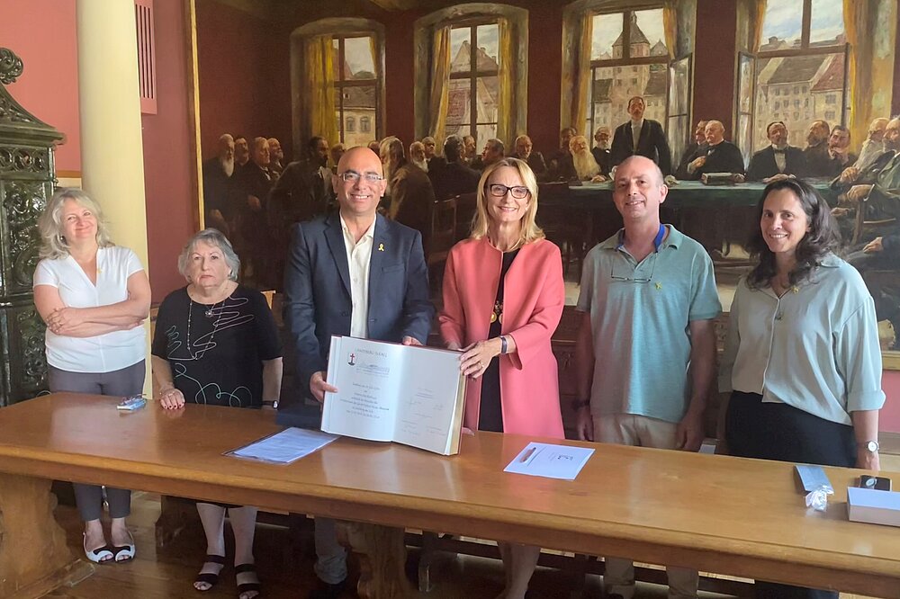 Eintrag in das Goldene Buch der Stadt Landsberg am Lech