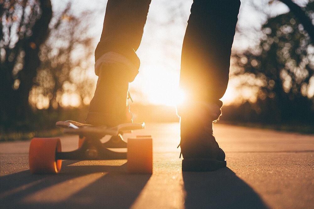 Skater auf einem Skateboard
