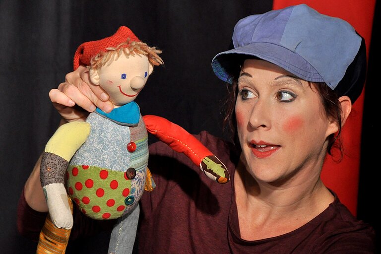 Kinderprogramm der Stadtbibliothek - Theater HERZeigen